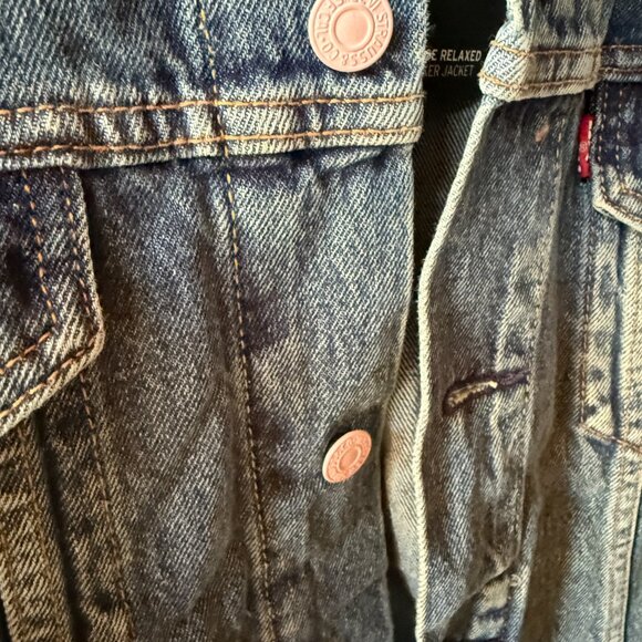 NWT Custom Levi's Relaxed Fit Trucker Jacket - Picture 4 of 6